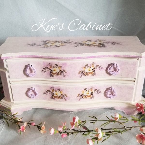 Personalized Pink Jewelry Box "Magnolia Flowers" Decoupage, Hand Painted Wooden Jewelry Organizer UpCycled, Large Women's Jewelry Chest