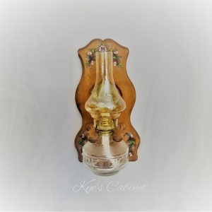 Kerosene lamp wall deals holder