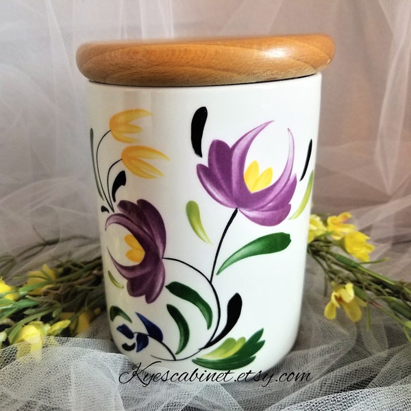 Portmeirion Welsh Dresser Lidded Canister in Stoke On Trent, Designed by Angharad Menna, Made in England, 5" Tall Storage Jar, Timeless Gift