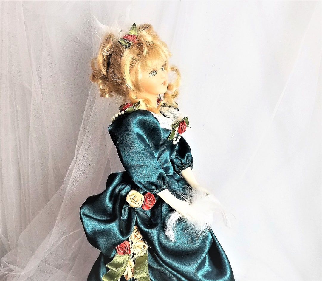 ヒデさん予約品Ａ.セナ (JohnPlayerspecial、トールマン） Porcelain Doll - Seymour Mann Connoisseur Collection 16