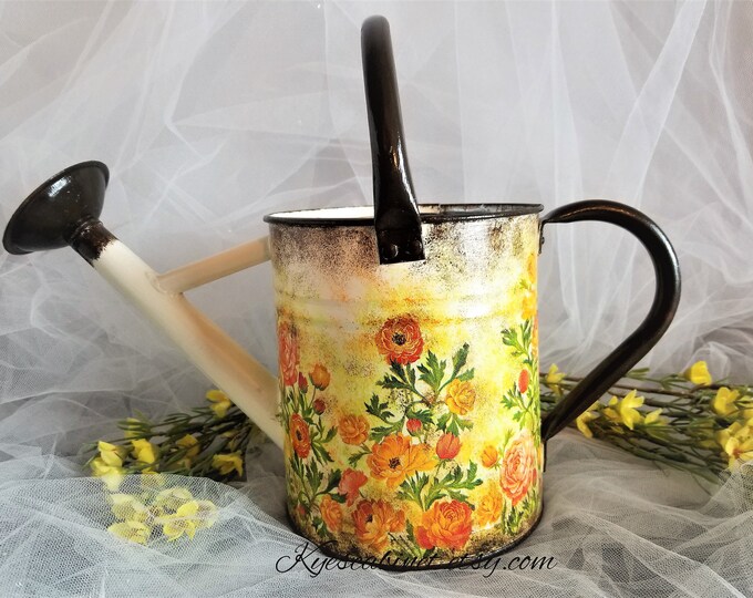 Decoupage Watering Can marigold Flower, Hand Painted Metal Watering Can With Removable Spout