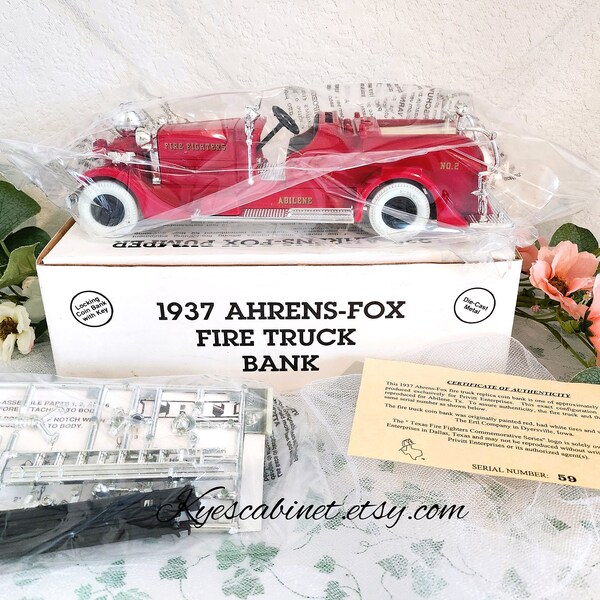 ERTL 1937 Ahrens-Fox Fire Truck Bank, Replica Fire Fighting Vehicle, Collectable Diecast Metal Model Toy Car, Locking Coin Bank With Key