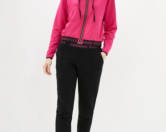 Women's sports jacket in crimson color