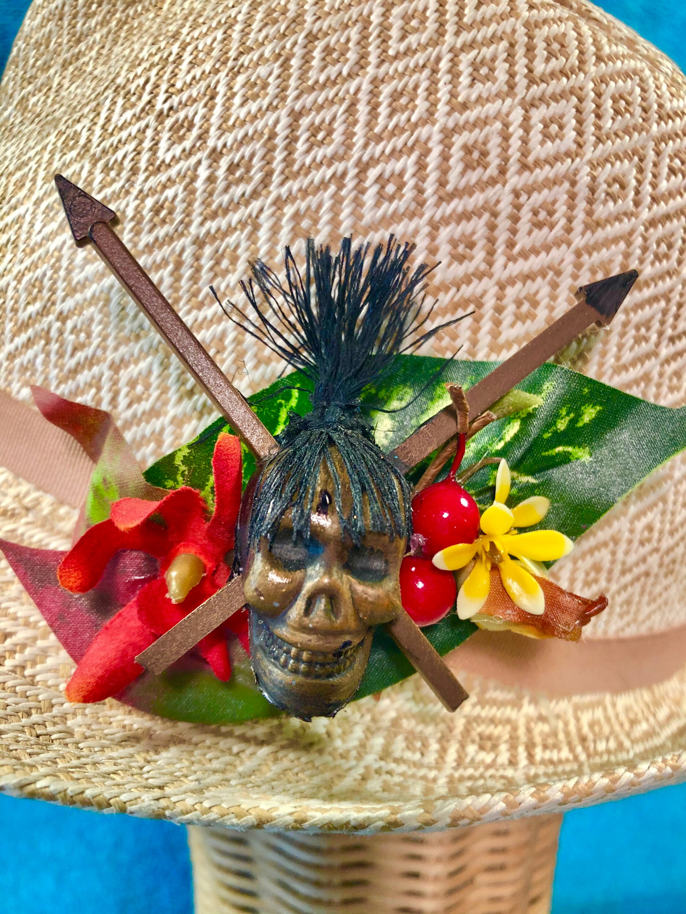 Shrunken Head Crossed Spears Headhunter Hat Fob Hatband Etsy