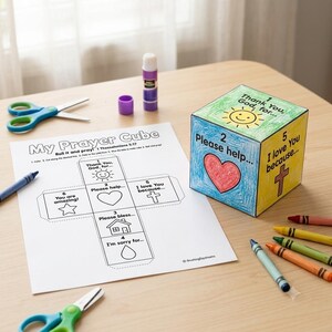 Puede incluir: Una actividad de manualidades en papel titulada My Prayer Cube con una plantilla impresa y un cubo terminado y coloreado. El cubo presenta lados numerados con texto e ilustraciones que incluyen un sol, un corazón, una cruz, una casa y una gota.