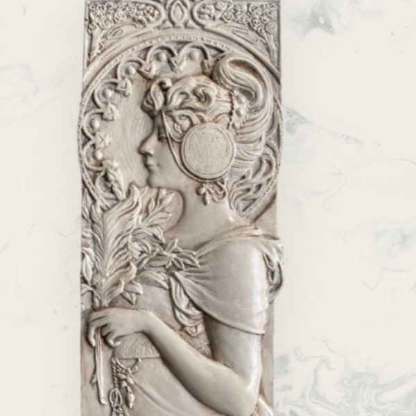 Jugendstil-Relief, nach Alphonse Mucha im Art Nouveau/ Deco Stil