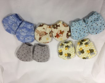 Baby Mitts, Scratch Mitts, Infant Mittens, Animals Mitts, Bumble Bee Mitts, Unisex Baby Mitts