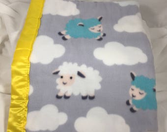 White Sheep Children Blanket/Lamb Fleece Blanket/Grey Sheep Fleece Blanket/Baby Shower Gift