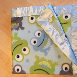 Green Frog Fleece Baby Blanket, Cute Baby Blanket, Satin Binding, Infant, Toddler Bed Linen, Children, Newborn, Baby Gift, Soft Bedding image 1