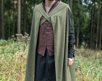 Burgschneider Viking Cape Justus Olive Green