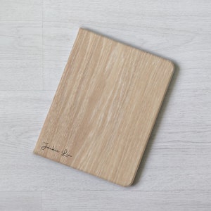 Personalized name vintage wood iPad case cover Apple Pencil Flip case for iPad 11 13 inch iPad Air 6 iPad mini 6 iPad Pro 12.9 2022 2024