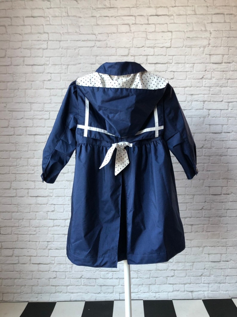 polka dot lined 80s 90s Vintage Girls Raincoat toddler coat Rothschild sz S 4 4T hooded midi navy blue white nautical anchor buttons