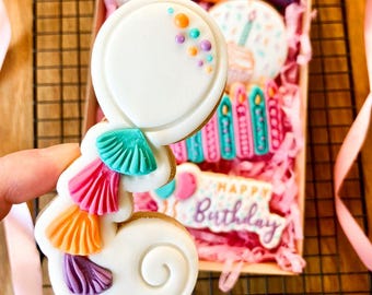 Birthday Balloon Cookie Cutter and Fondant Stamp with Tassels – LissieLou Baking Tool – Perfect for Cookies, Cupcakes & Fondant