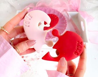 Kit para hornear y decorar galletas con forma de corazón para San Valentín - Kit de inicio para hornear en casa para principiantes - Noche de cita - Kit My Little Bake Box