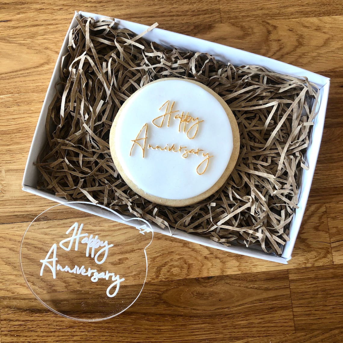 Happy Anniversary Cookie Cutter And Embosser - 6.5cm Round U2013 Cookie