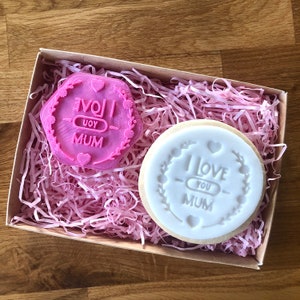 I Love You Mum Cookie Stamp Icing Fondant Embosser for Mother&#39;s Day and Birthday