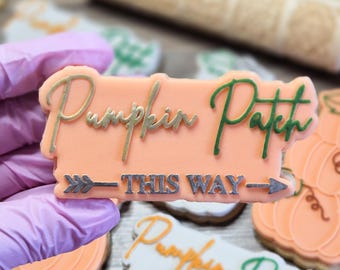 Cortador de galletas y relieve "Pumpkin This Way" / Sello de fondant otoñal / Herramienta para hornear otoñal / Diseño de Luvelia para LissieLou