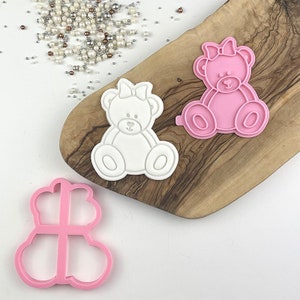Female Sitting Teddy Bear with Bow Cookie Cutter & Stamp, Baby Shower Cookie Cutter, Gender Reveal Cookie Stamp, Baby Shower Cookie Embosser