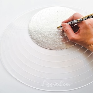 LissieLou Modèle de point central de cercle Guide de planche à gâteau pour chevilles Modèle de gâteau, Guide de cheville, Aide à la cuisson Modèle de guide de planche à gâteau