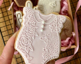 Flower Baby Romper Cookie Cutter and Embosser, Gender Reveal Cookie Stamp