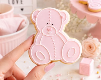 Cortador de galletas y estampador de osito de peluche sentado – Sello de recuerdo para baby shower
