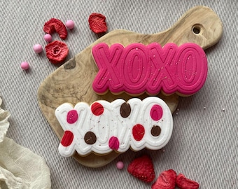 XOXO-koekjesuitsteker en -embosser, valentijnskoekjesuitsteker, fondantembosser, liefdeskoekjesvormer, hartkoekjesstempel