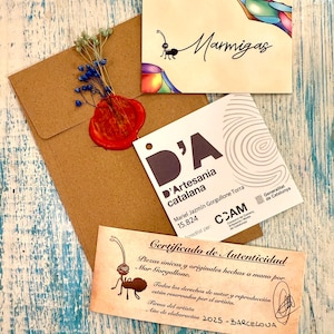 Gato negro. Gato de porcelana fria. Escultura de gato. Gato con patas altas. Gato con pajarita. Gato con corbata. Arte en Barcelona. imagen 10