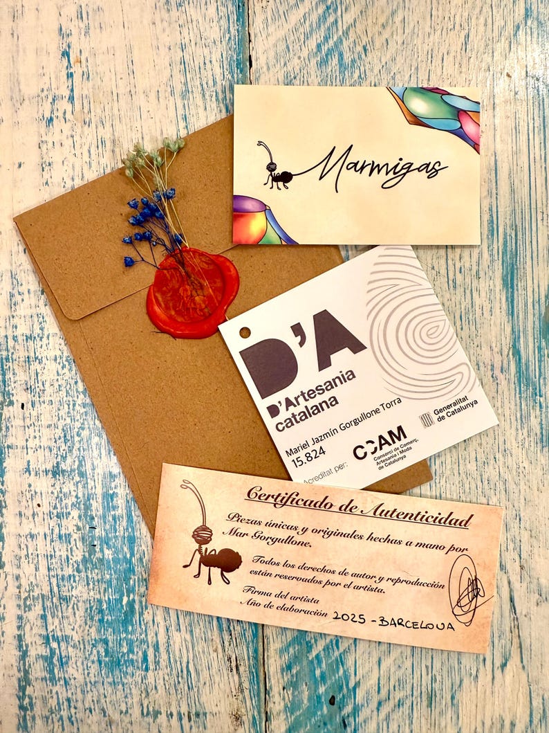 Pajaro de porcelana con patas largas y ojos enormes. Pajaro gracioso. Pajaro de adorno. Pajaro de colores. Regalo para ella. Día de la madre imagen 10