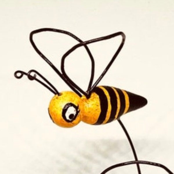 Malicious bee. Porcelain insect. Wire sculpture. Gift for biologist. original gift Art gift. Small sculpture. Ornament