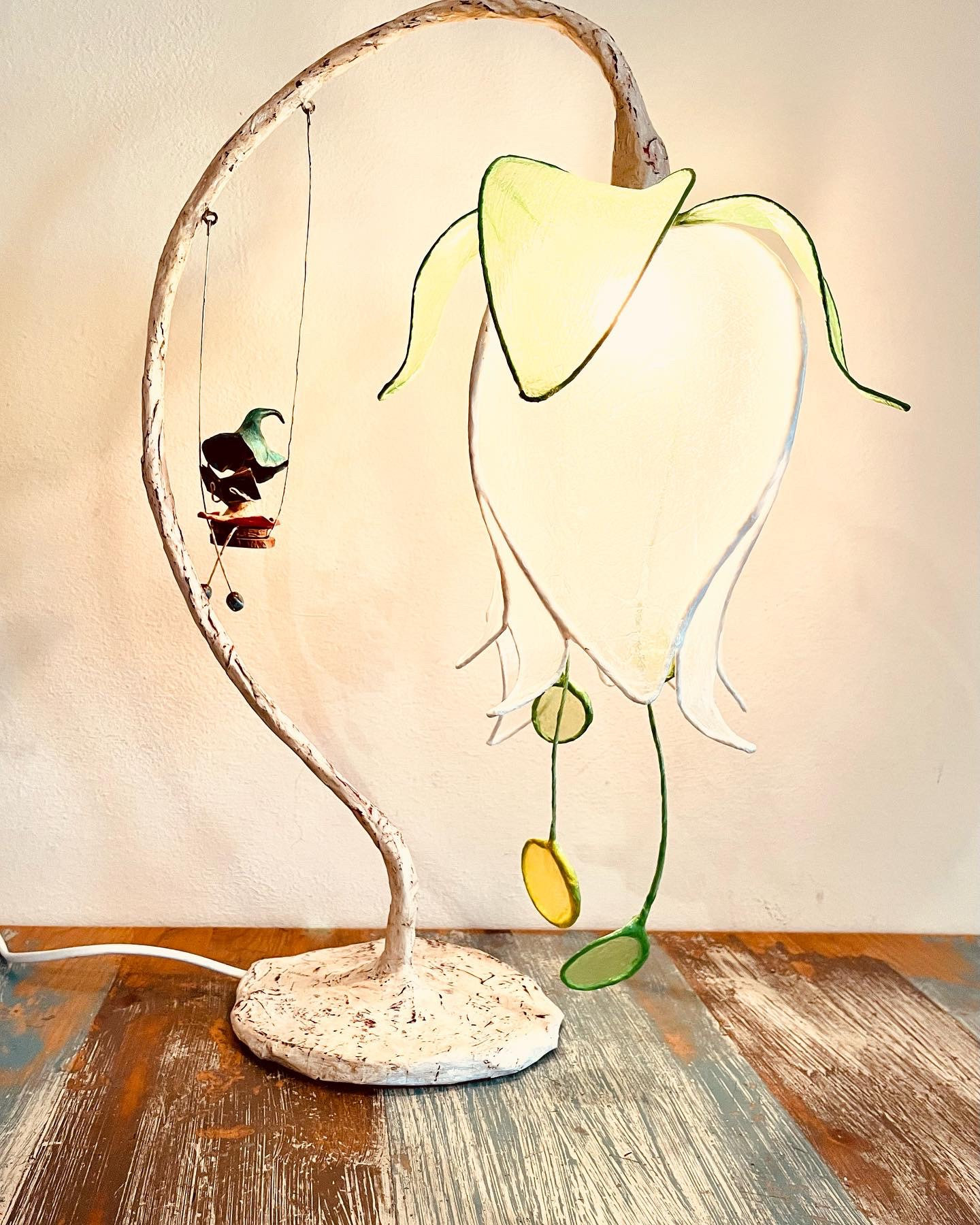 Breathless Magic Lamp