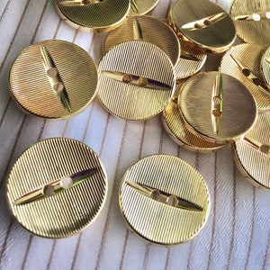 Italian Metallic Gold Buttons: Vintage 2-Hole Sewing Buttons (23mm)
