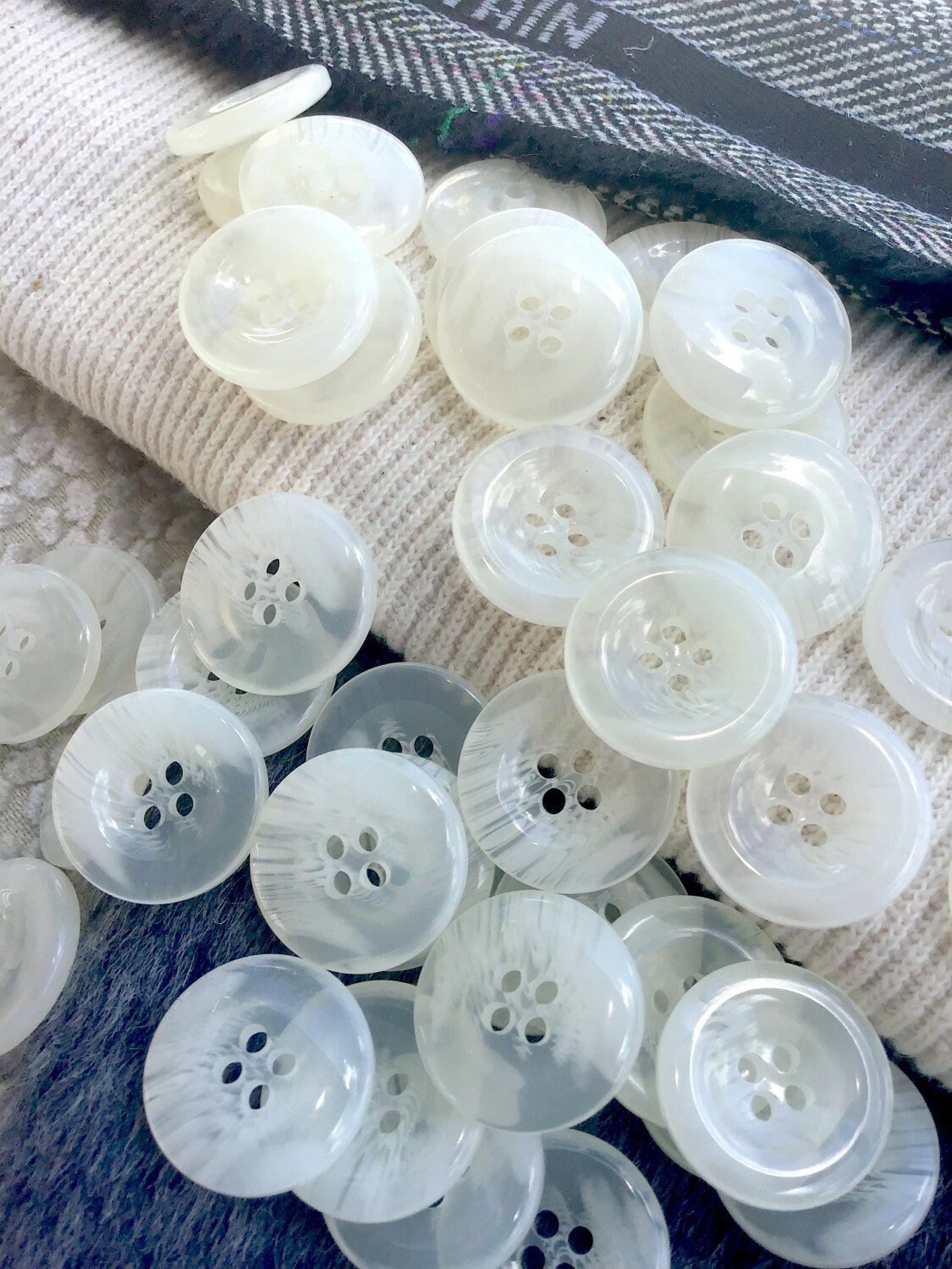 Milky White Italian 4 Hole Clear Buttons 1 (25mm) 40L Sewing Buttons #1070