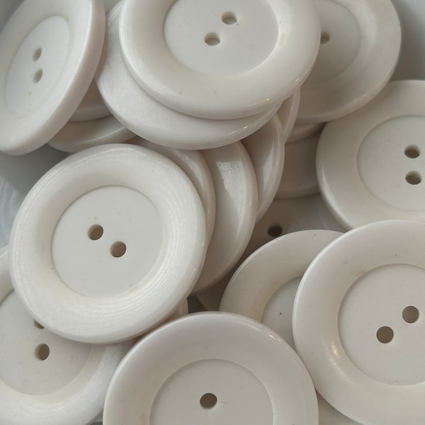 ITALIAN BUTTONS 2 hole Pure White Buttons 1-3/8 (34mm) Designer Buttons / Clothing Vintage Buttons #1119