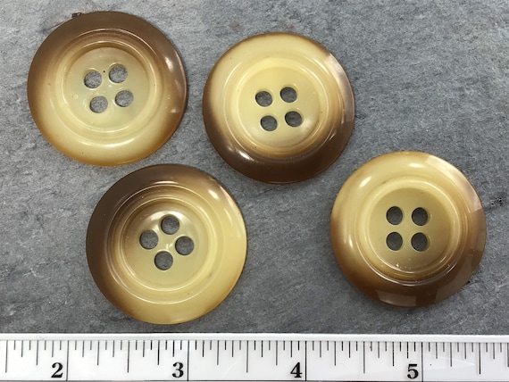 Italian Ginger Brown 4 Hole Button 1-3/8 (34mm) 54L Large Buttons #671