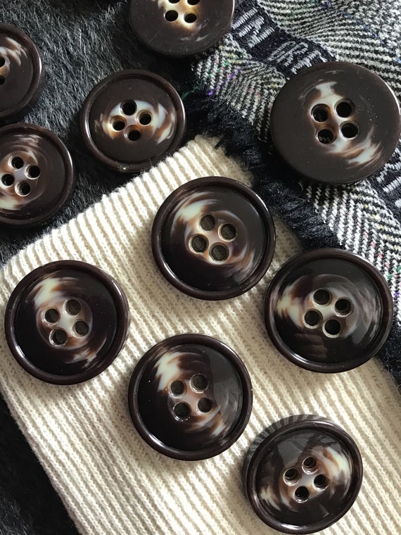 Silver Embossed Metal Designer Button 1-3/16 (30mm) 48L Vintage Shank  Buttons #897