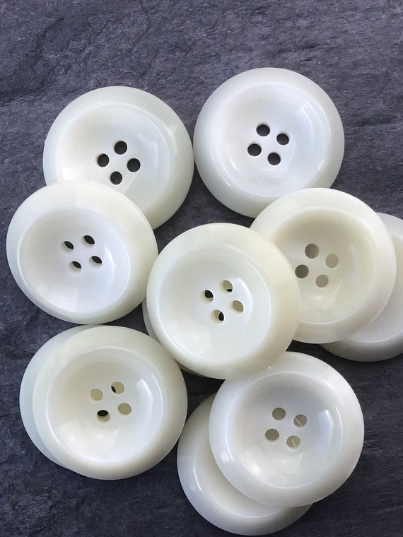 Vintage Italian Ivory Buttons: Designer Coat & Jacket Sewing Buttons (1-1/8")