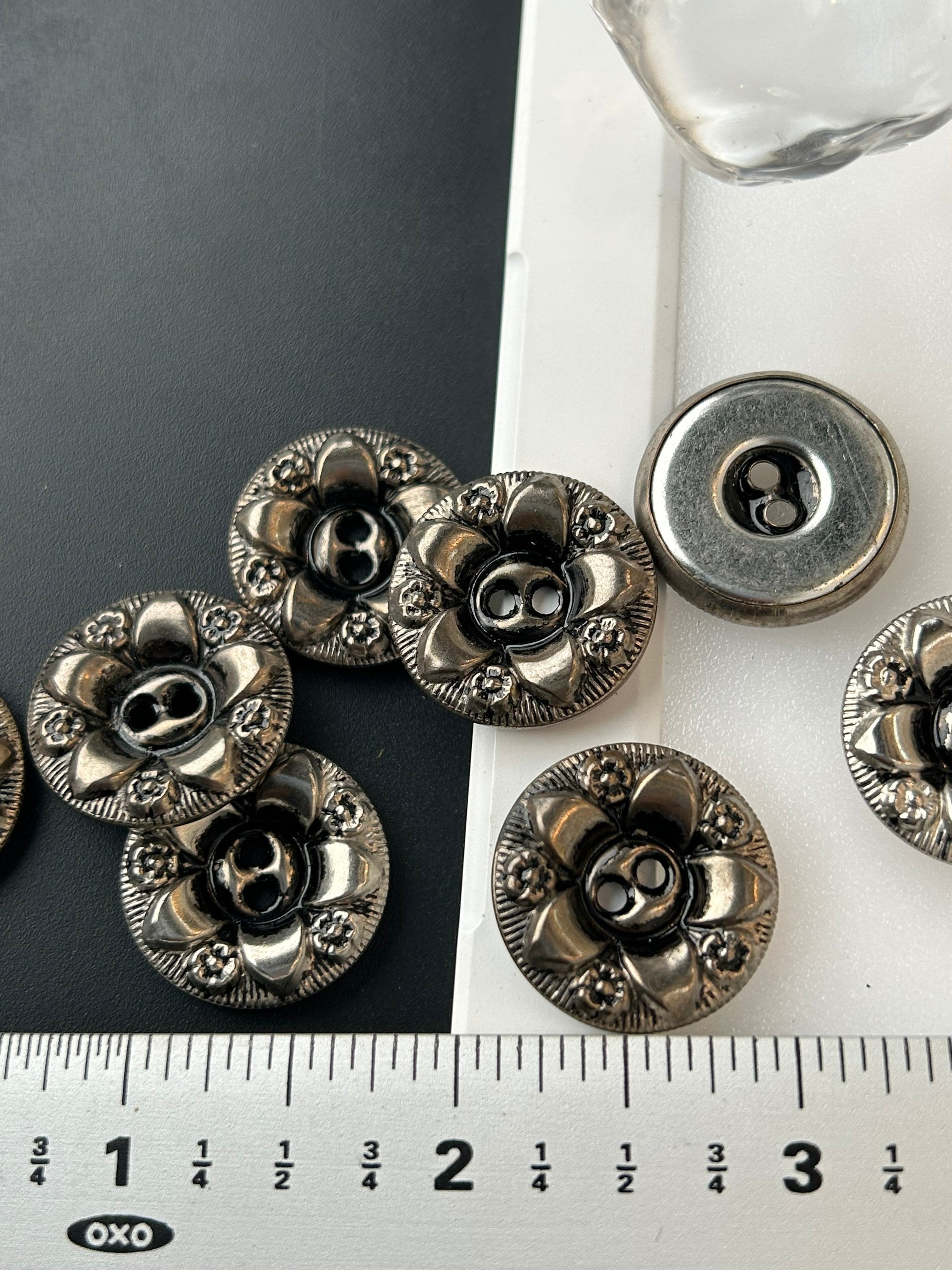 Antique buttons sample フランス　2SET レア品 Antique buttons sample フランス2SET レア品