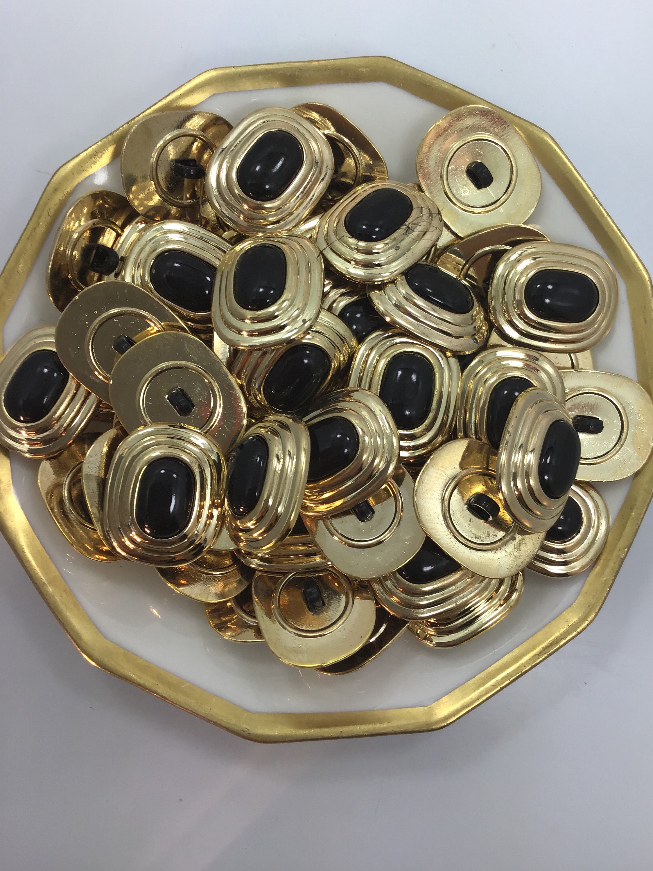 Chanel buttons - Etsy 日本
