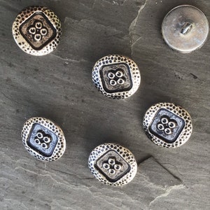 SILVER BUTTONS 7/8&quot; Vintage Metallic Shank Buttons for Clothing / Blazer Buttons & Jacket Buttons / Decorative Buttons 208