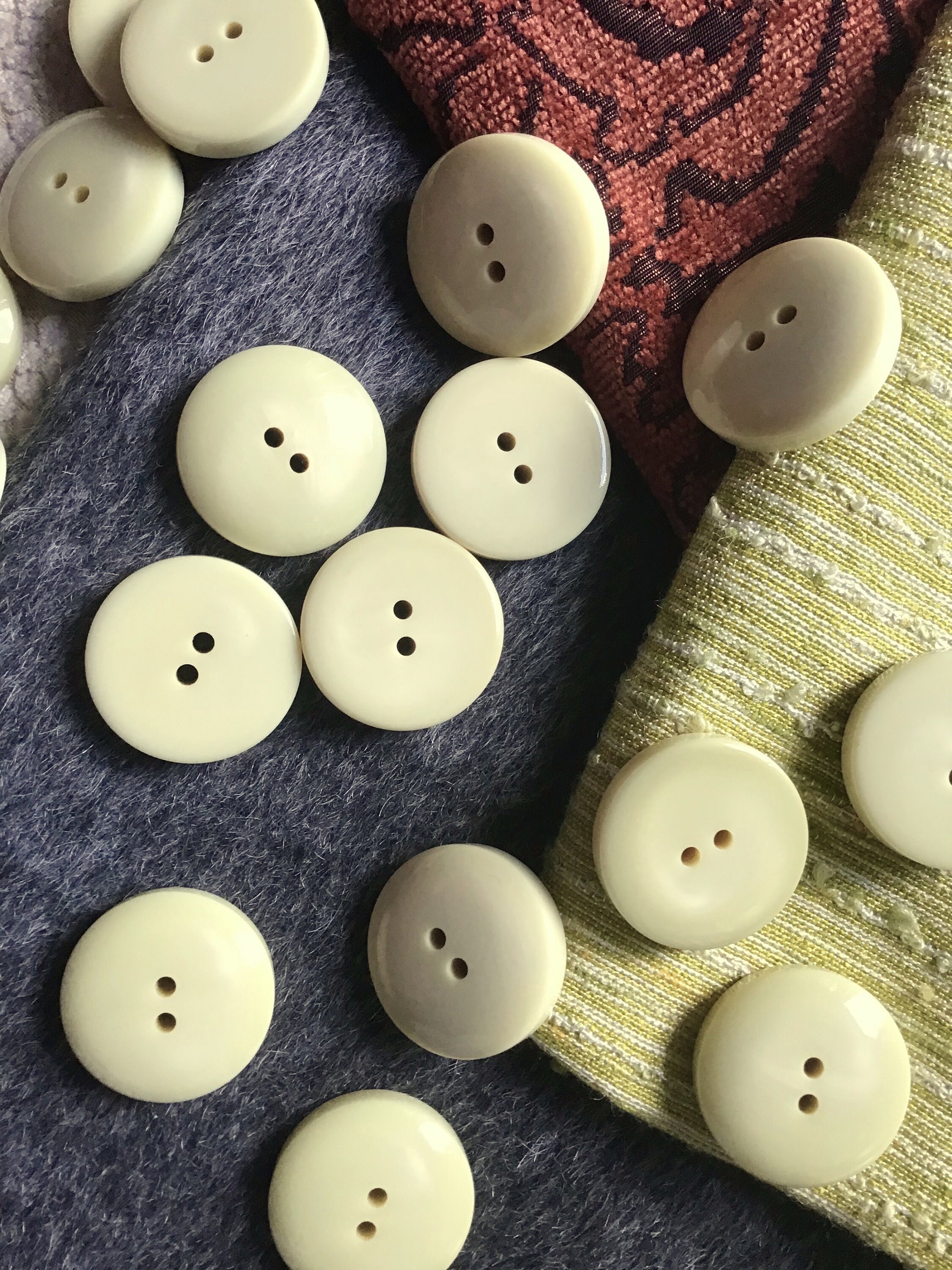 VINTAGE Cream Ivory LARGE Buttons ITALIAN Designer Buttons | Etsy
