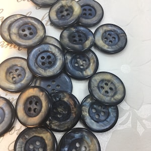 QUALITY 7/8&quot; Pearl-like Old Navy Buttons ITALIAN Vintage Sewing Button for Clothing / Coat & Jacket Buttons / Designer Buttons 551