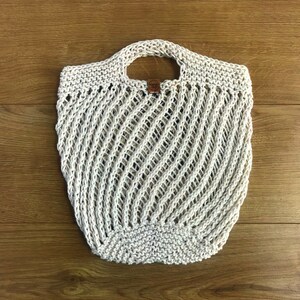 Organic cotton shopping bag, hand knit plastic-free produce bag, Parisian mesh bag, zero waste farmer's market tote, knit French market bag image 6