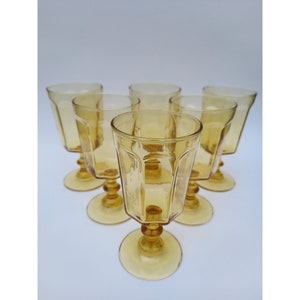 Yellow Spring Rainbow Collection Elegant and Modern Crystal Wine