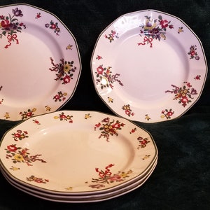 5 Royal Doulton 8 1/4&quot; Salad Plates