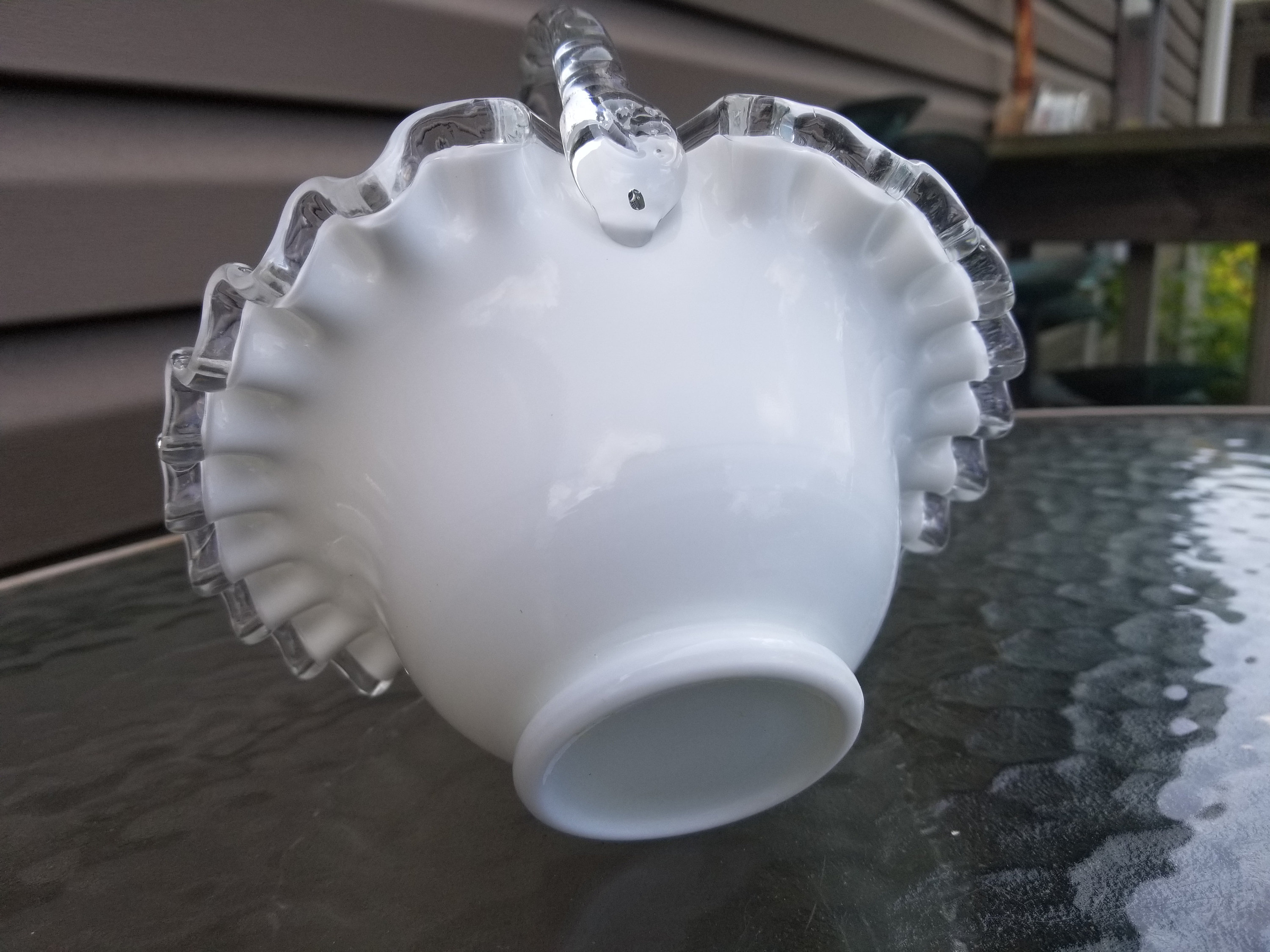 フェントン シルバー クレスト ハンドル付きバスケット フリルエッジ