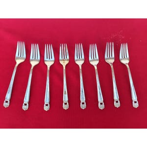 Rogers &quot;Eternally Yours&quot; Silverplate Individual Salad Forks Set Of 8 Vintage