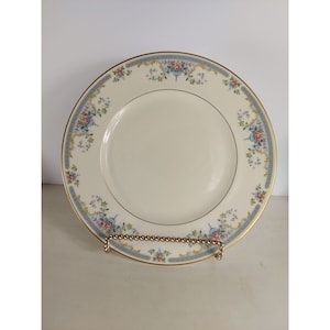Royal Doulton Romance Collection Juliet 10 3/4&quot; Dinner Plate
