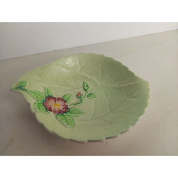 Carlton Ware Green Wild Rose Leaf Shaped Dish 5 1/