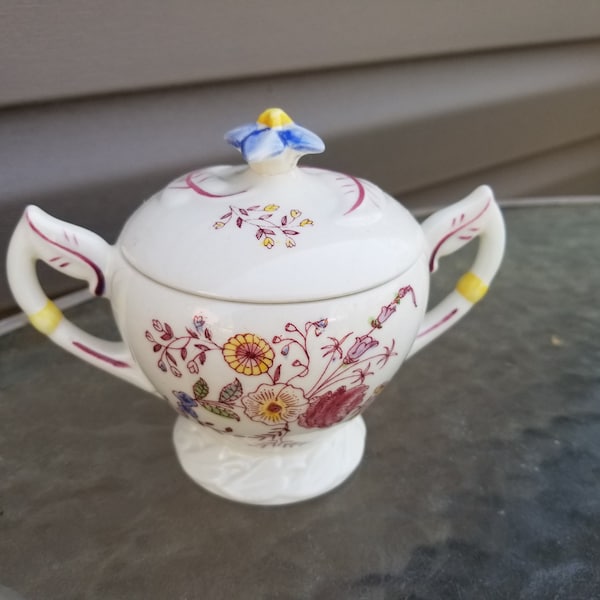 Vernon Kilns Chintz Lidded Sugar Bowl -Lid has Small Chips- Metlox