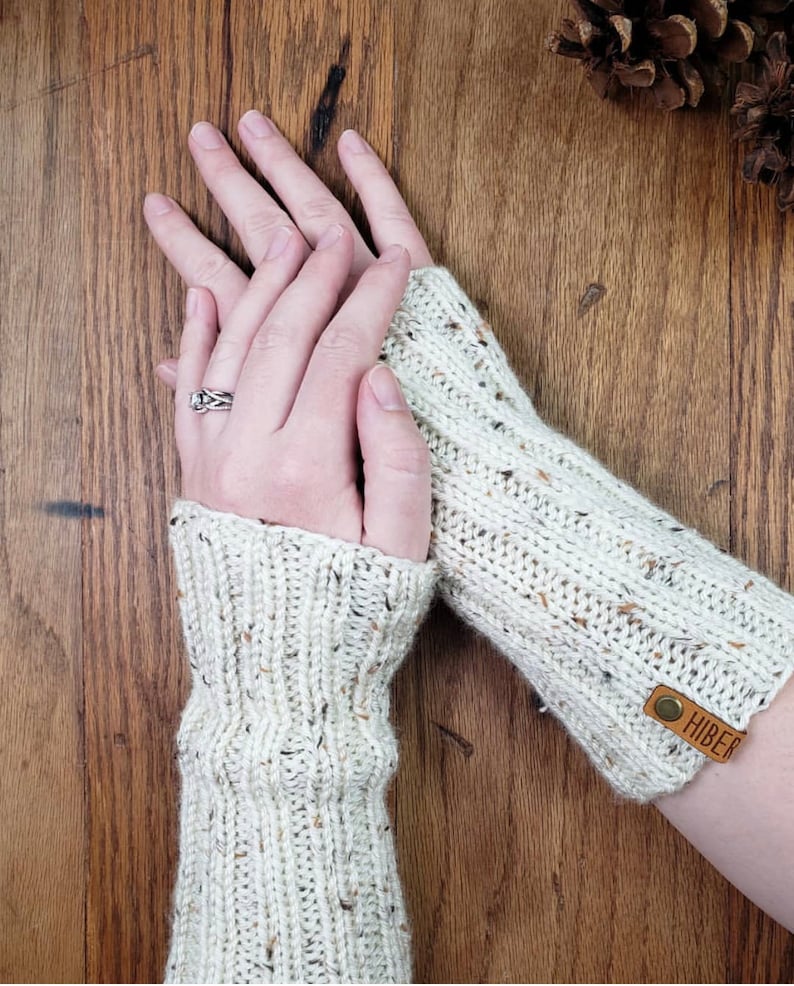 KNITTING PATTERN // Taylor Baby Leg Warmers // Wrist Warmers Etsy